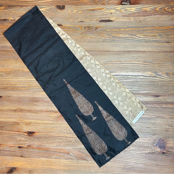 Silk Black, Gold and Tan Wrap - Picture 1 of 8